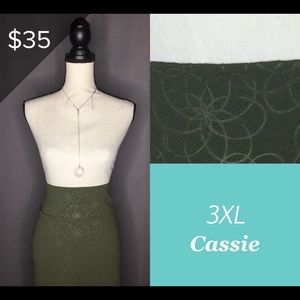 LuLaRoe 3XL Cassie Pencil Skirt
